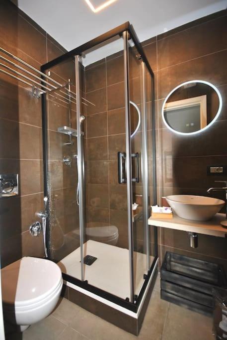 Nisus Apartment, Prestigioso * Rome
